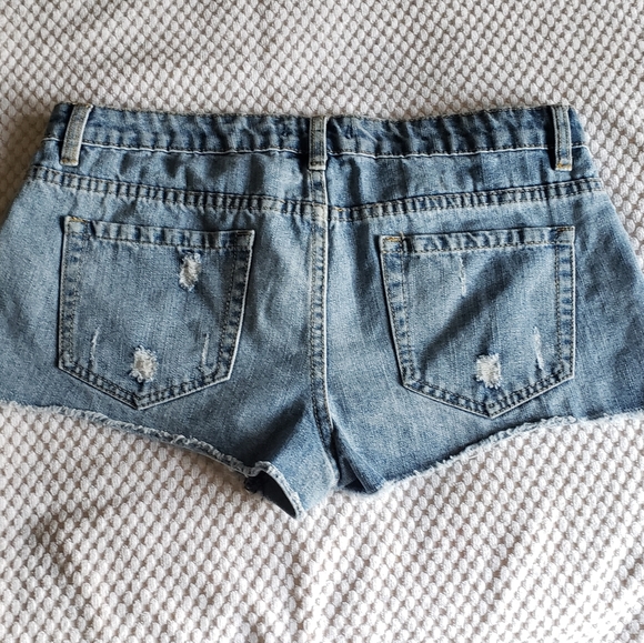 Forever 21 Denim Shorts - Picture 11 of 11